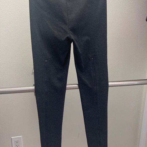 BCBG Maxazaria Leggings Pants Kimana M NWT - Picture 1 of 5